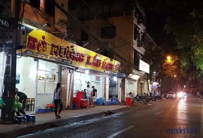 wanderlust tips nhung mon an nhac la nho ngay toi cac con pho ha noi 17