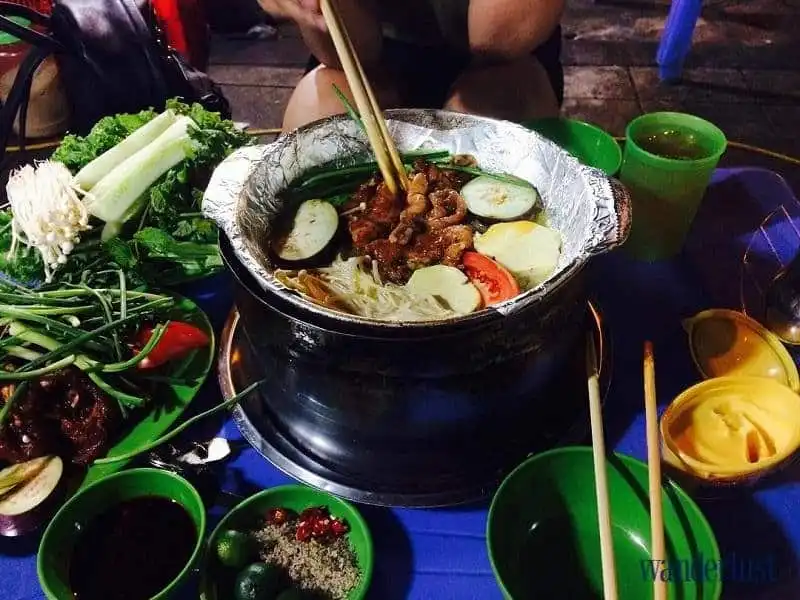 wanderlust tips nhung mon an nhac la nho ngay toi cac con pho ha noi 30