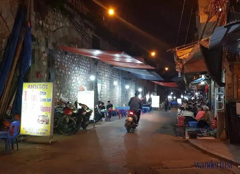 wanderlust tips nhung mon an nhac la nho ngay toi cac con pho ha noi 4