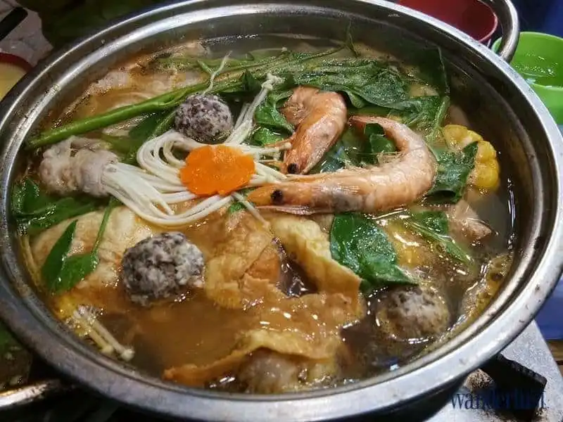 wanderlust tips nhung mon an nhac la nho ngay toi cac con pho ha noi 6