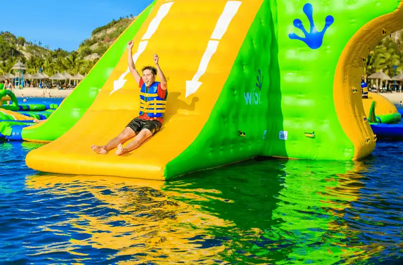 wanderlust tips thoa thich vui choi tai vinh phao noi lon nhat gioi o nha trang 6