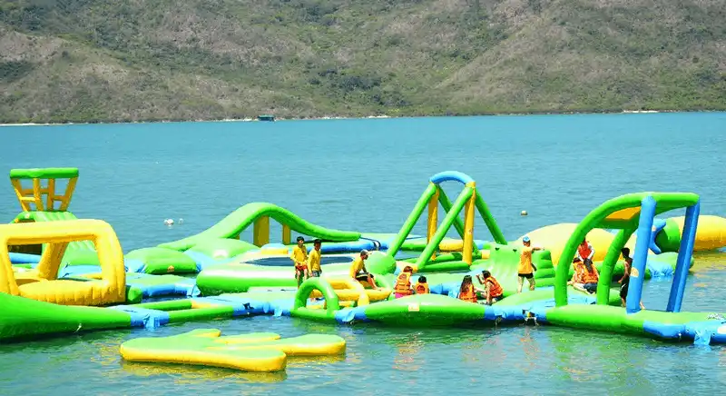 wanderlust tips thoa thich vui choi tai vinh phao noi lon nhat gioi o nha trang 9