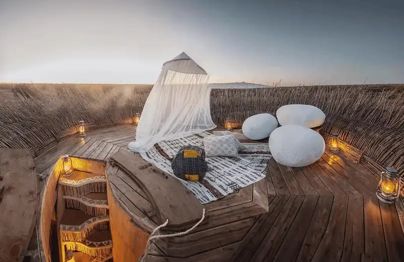 wanderlust tips toi chau phi dung quen nghi duong trong khach san chim 8