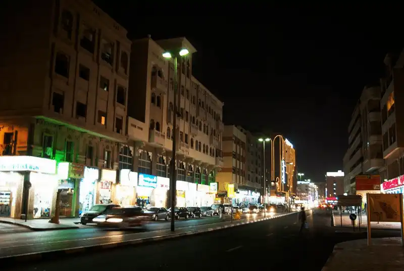 wanderlust tips top 10 dia diem mua sam hap dan nhat o dubai 10