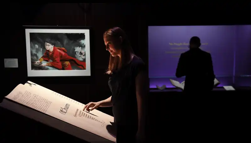 wanderlust tips trien lam the gioi phu thuy harry potter tai anh khien cac fan thich thu 1