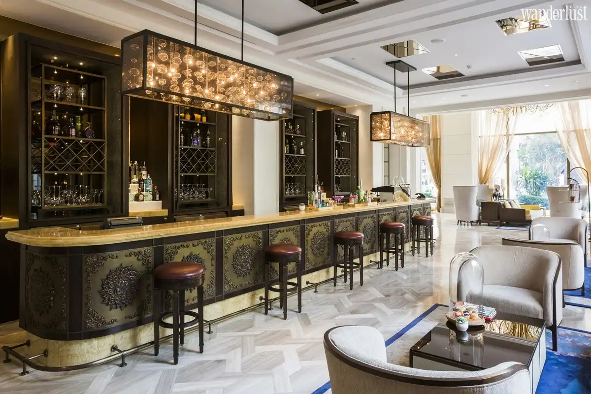 Tạp chí Du lịch Wanderlust Tips Trò chuyện cùng ông Carl Gagnon: Tổng quản lý Hôtel Des Arts Saigon