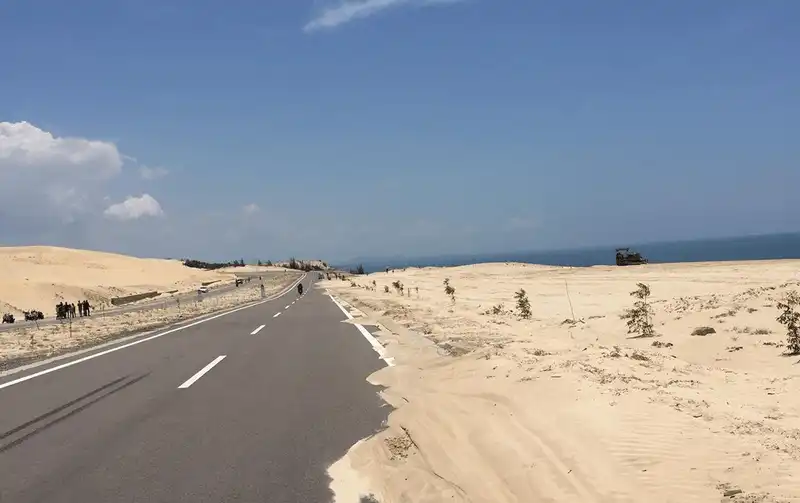 wanderlust tips vi vu bau trang cung duong ven bien dep ly niu chan phuot thu 1