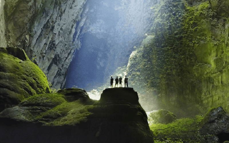 Báo Nga ví Sơn Đoòng như thế giới bị lãng quên dưới lòng đất 5 wanderlust tips bao nga vi son doong nhu gioi bi lang quen duoi long dat 0