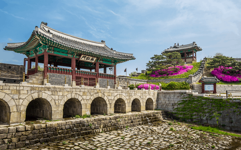 Suwon - điểm du lịch Hàn Quốc hấp dẫn ít người biết tới 5 wanderlust tips suwon diem du lich han quoc hap dan it nguoi biet toi 0