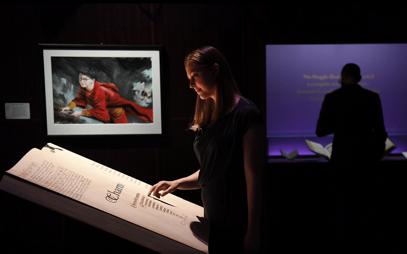 Triển lãm thế giới phù thủy Harry Potter tại Anh khiến các fan thích thú