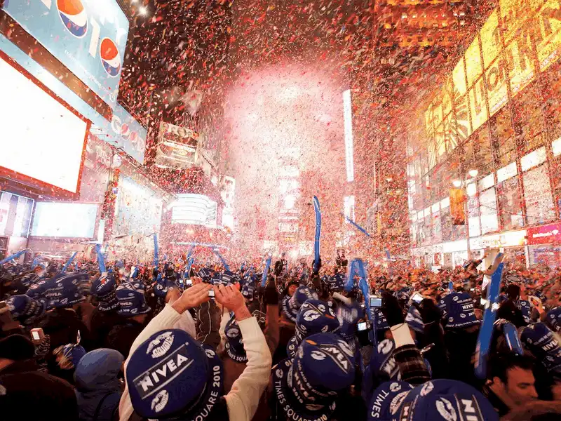 wanderlust tips 10 thanh pho don nam moi soi dong va long lay nhat gioi 6