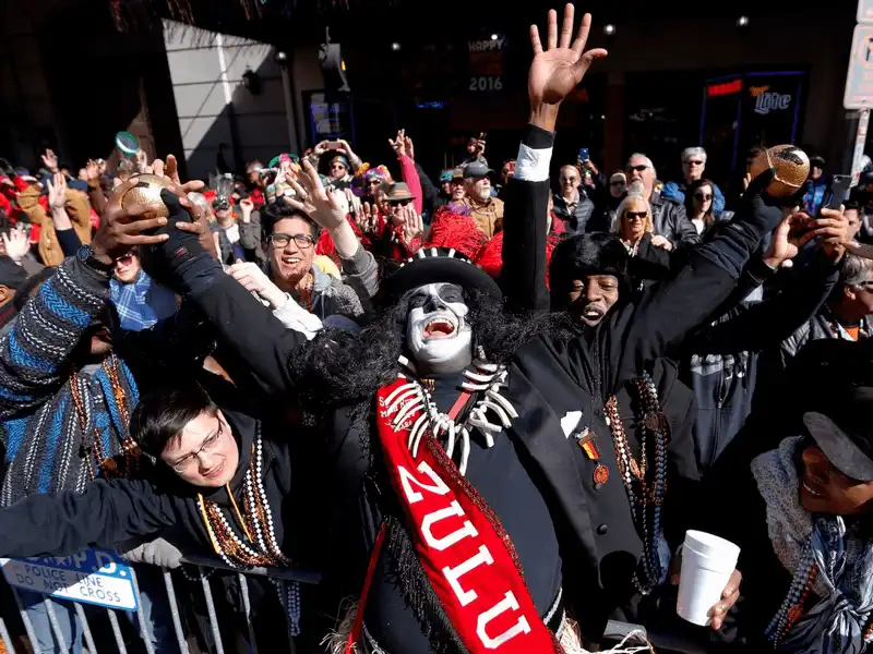 wanderlust tips 10 thanh pho don nam moi soi dong va long lay nhat gioi 8