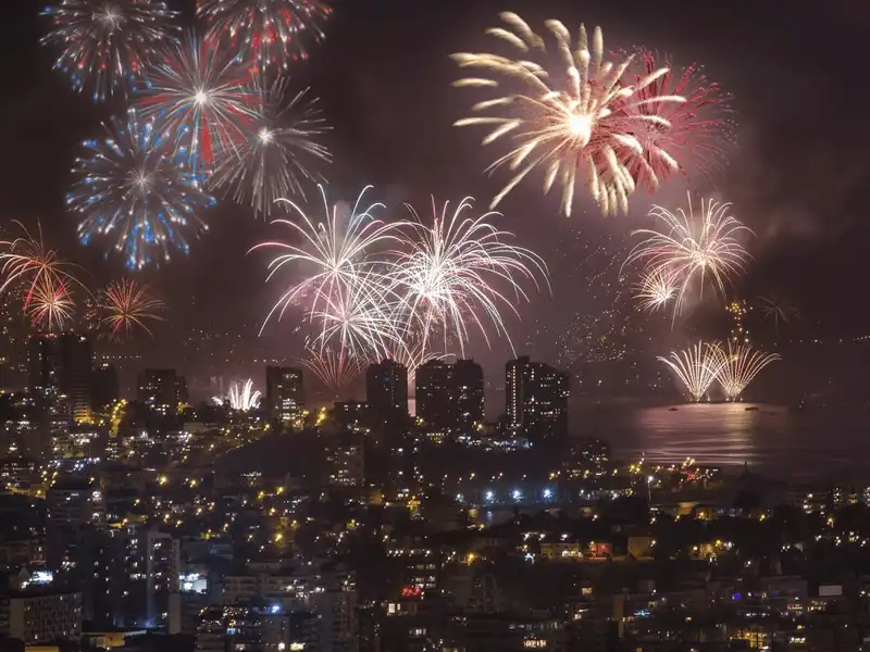 wanderlust tips 10 thanh pho don nam moi soi dong va long lay nhat gioi 9