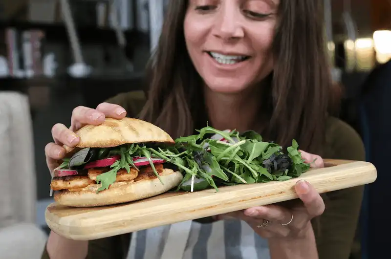 Annette White: Du lịch là người thầy tốt nhất trong cuộc sống 11 wanderlust tips annette white du lich la giao vien tot nhat trong cuoc song 7