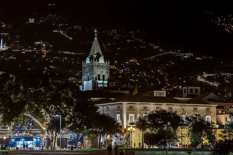 wanderlust tips cam nhan khong khi giang sinh 2017 tran ngap khap the gioi 20