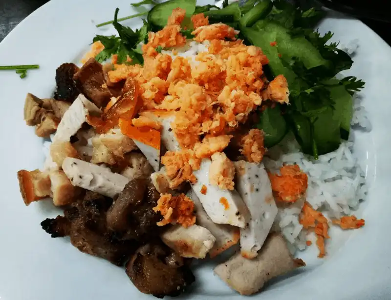 Đến Huế nhớ ăn cơm... âm phủ 7 wanderlust tips den hue nho an com am phu 2