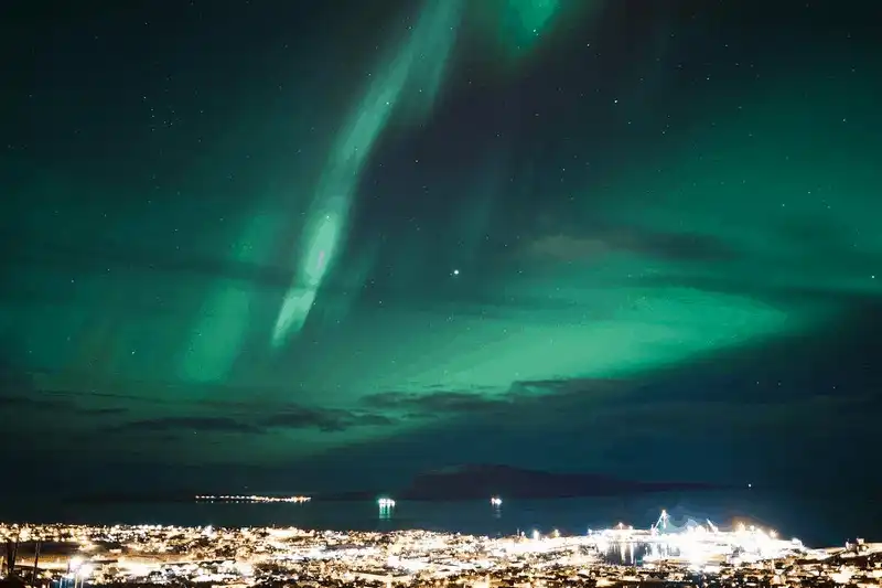 wanderlust tips diem danh 15 dia diem ngam bac cuc quang dep nhat vao thang 1 12