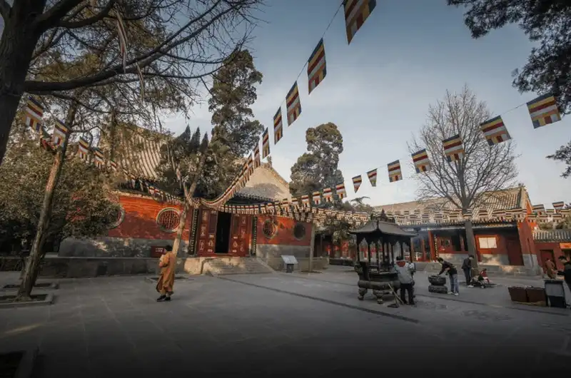 wanderlust tips ghe tham 9 tran co xua nhat cua trung quoc 16