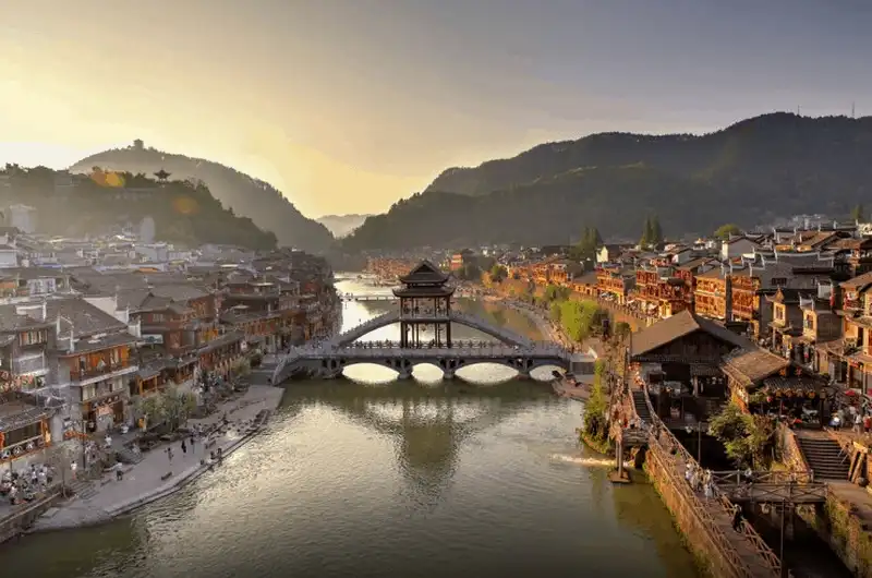 wanderlust tips ghe tham 9 tran co xua nhat cua trung quoc 6