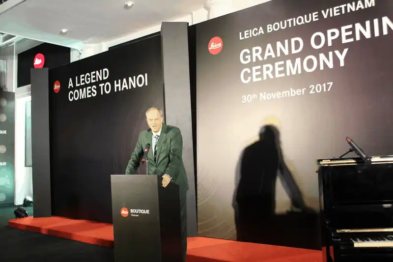 Khai trương cửa hàng chính thức Leica Boutique đầu tiên tại Việt Nam 6 wanderlust tips khai truong cua hang chinh thuc leica boutique dau tien tai viet nam 6