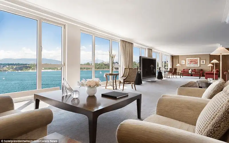 wanderlust tips kham pha ben trong phong khach san dat nhat gioi o thuy si 4