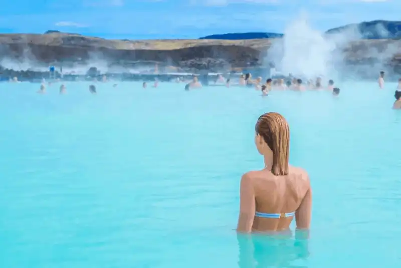 wanderlust tips kinh nghiem du lich suoi nuoc nong blue lagoon iceland 1