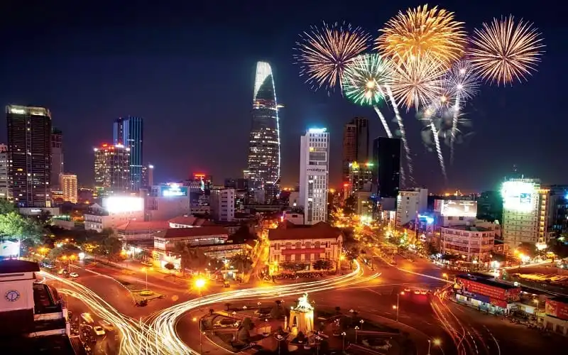 Lễ hội ánh sáng chào đón năm mới 2018 đầy màu sắc tại TP HCM 5 wanderlust tips le hoi anh sang chao don nam moi 2018 tai tp hcm