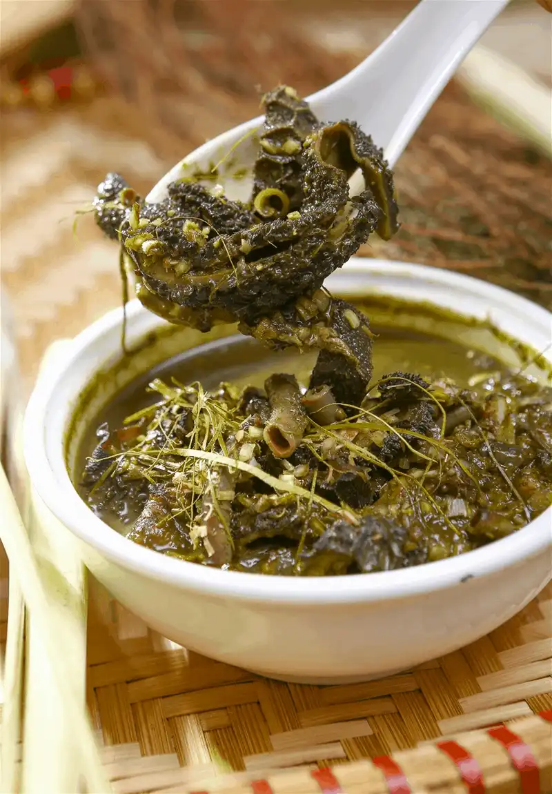 Nậm pịa - đặc sản Tây Bắc làm từ... phân non của động vật 6 wanderlust tips nam pia dac san tay bac lam tu phan non cua dong vat 1