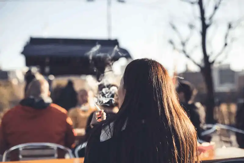 wanderlust tips ngam nhin cuoc song doi thuong binh di o tokyo hoa le 9