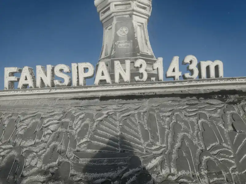 wanderlust tips nhiet giam sau dinh fansipan phu trang bang tuyet 12