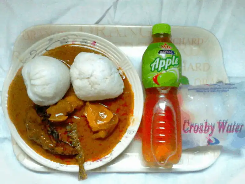 wanderlust tips su khac biet cua bua toi giang sinh o 12 nuoc tren the gioi 11