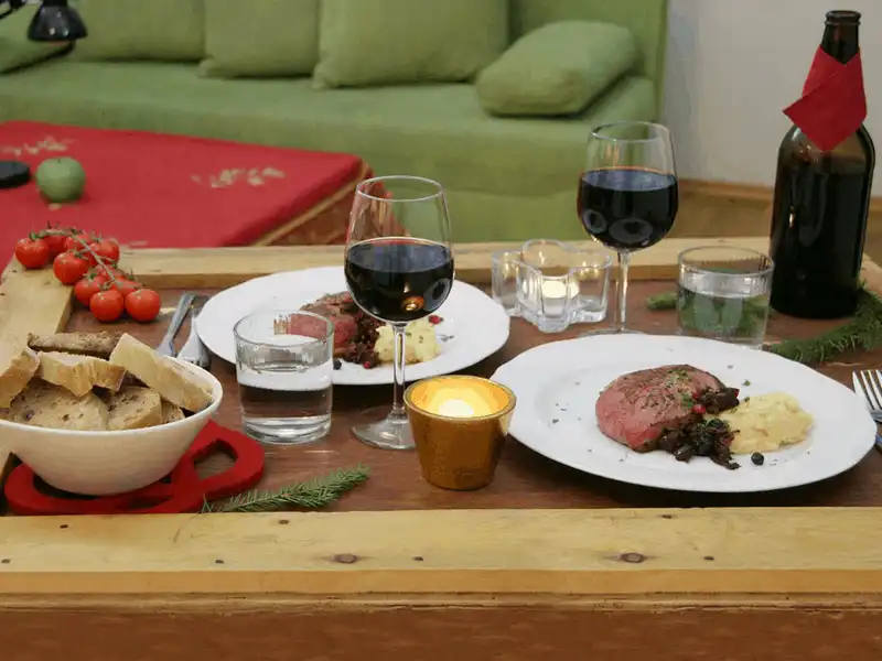 wanderlust tips su khac biet cua bua toi giang sinh o 12 nuoc tren the gioi 7