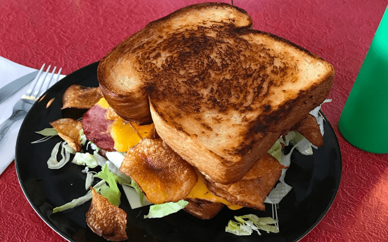 Ghé thăm cửa hàng bánh sandwich ngon nhất nước Mỹ