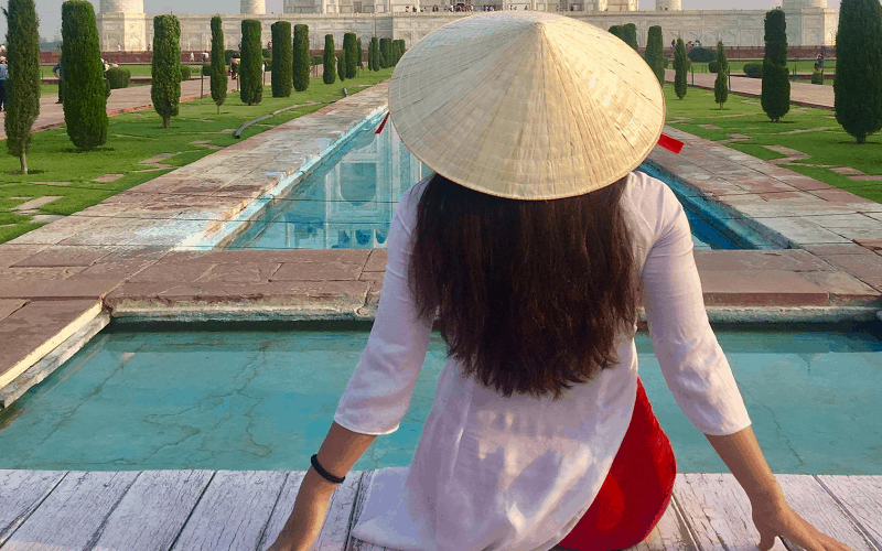 Thái Phương Thanh – Cô gái mê du lịch bụi và áo dài Thái Phương Thanh – Cô gái mê du lịch bụi và áo dài