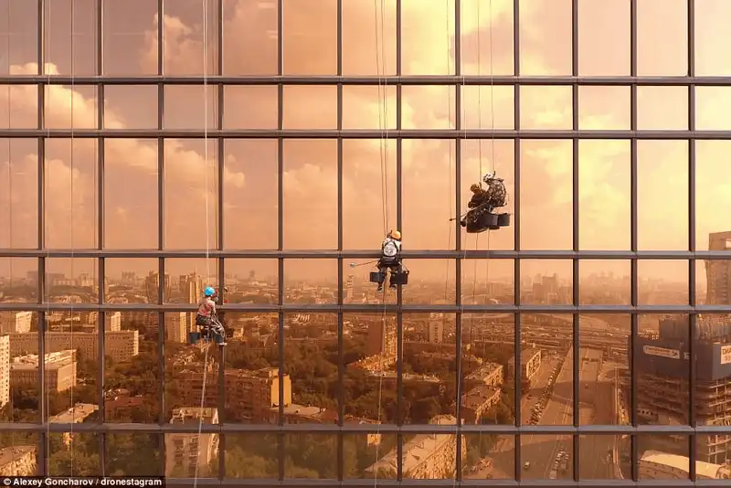 wanderlust tips 20 buc anh chup tu tren cao dep nhat trong nam 2017 12