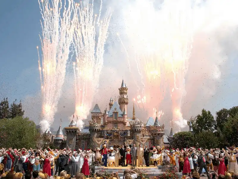 wanderlust tips 24 dia diem du lich co chi phi re nhat cho 12 thang trong nam 2018 17