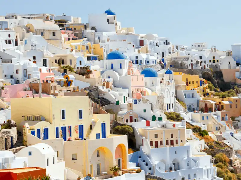 wanderlust tips 24 dia diem du lich co chi phi re nhat cho 12 thang trong nam 2018 19