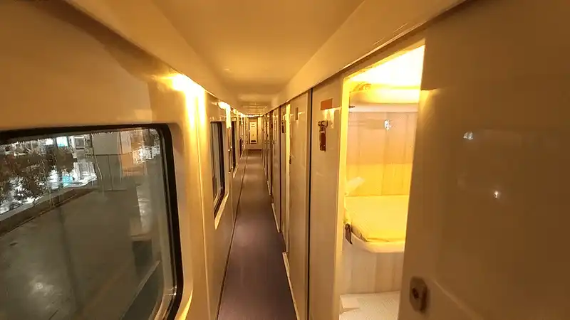 6 đoàn tàu hỏa "5 sao" Bắc - Nam chính thức hoạt động 7 wanderlust tips 6 doan tau hoa 5 sao bac nam chinh thuc hoat dong 2