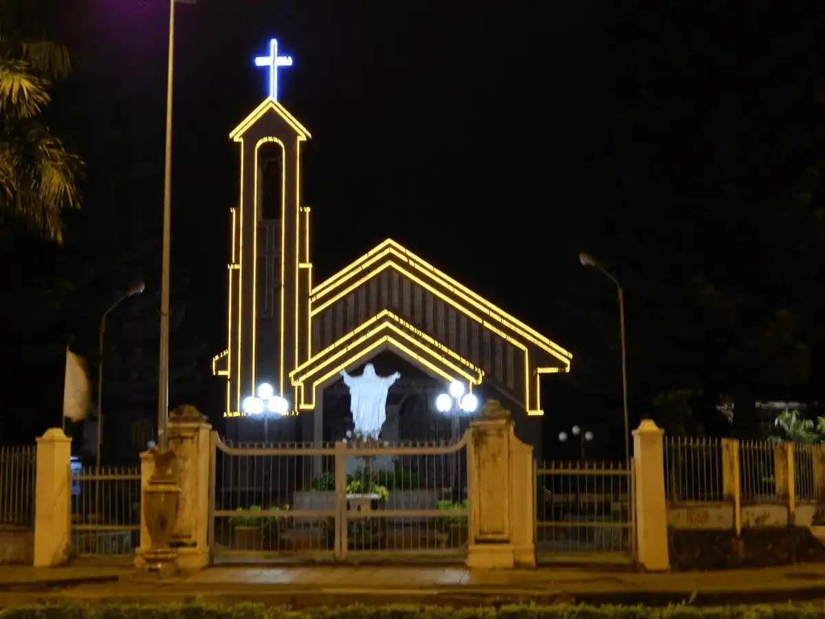 8 điểm du lịch Đắk Lắk không thể bỏ qua vào buổi tối 14 wanderlust tips 8 diem du lich dak Lak khong the bo qua vao buoi toi19