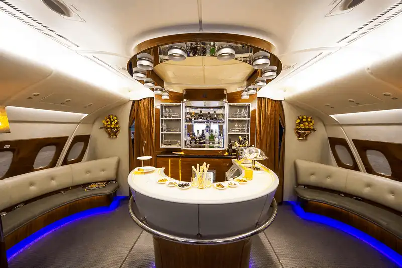Những thông tin thú vị về Emirate Airlines và Etihad Airways - hai hãng hàng không lớn nhất Trung Đông 10 wanderlust tips emirate airlines va etihad airways hai ngoi sao hang khong o trung dong 7