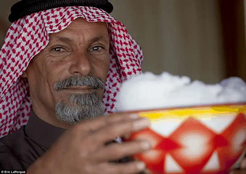 wanderlust tips kham pha rap xe ut dat nuoc bi vua mo cua cho khach du lich 12