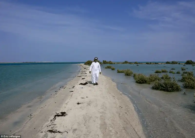 wanderlust tips kham pha rap xe ut dat nuoc bi vua mo cua cho khach du lich 17