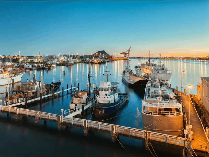 wanderlust tips top 10 thanh pho co muc song dat nhat gioi nam 2018 1