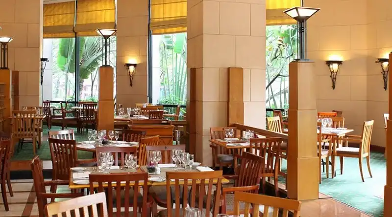 wanderlust tips uu dai thang 2 tai khach san Melia Ha Noi8