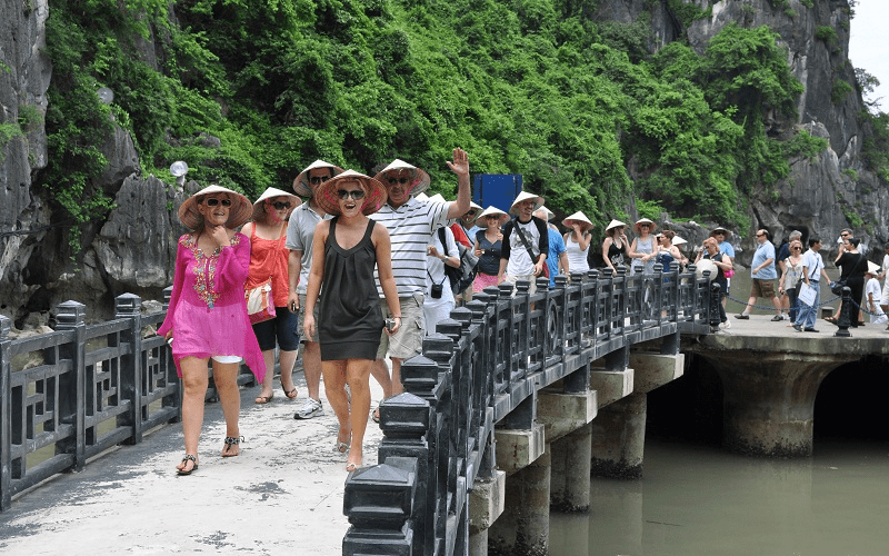 wanderlust tips danh gia cao muc ninh toan cua viet nam doi voi du khach 1