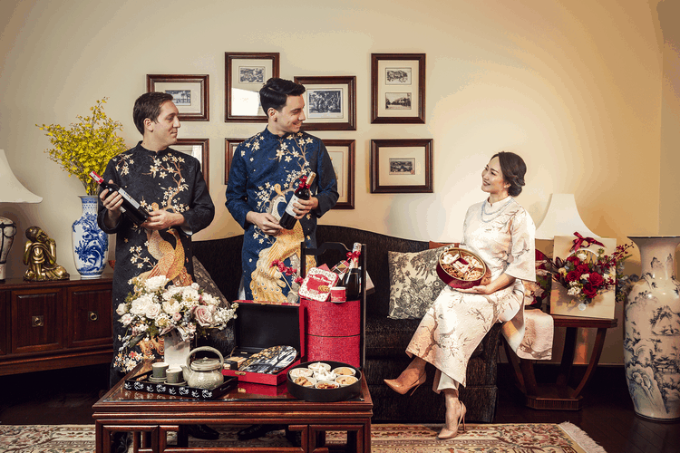 wanderlust tips don Tet ve nha qua phien cho Ha Thanh tai Metropole Ha Noi1 1