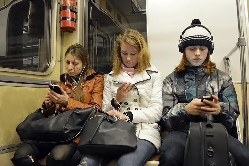 wanderlust tips 10 dieu du khach nuoc ngoai dung bao gio lam khi o nga 8