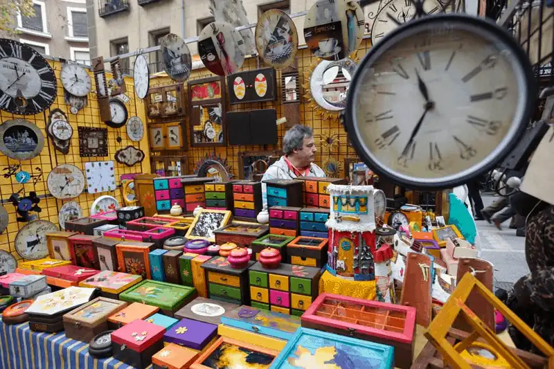 wanderlust tips 12 thanh pho la thien duong cho nhung tin dam mua sam 11