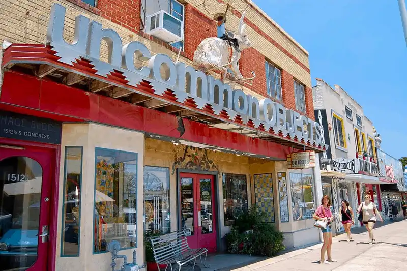 wanderlust tips 12 thanh pho la thien duong cho nhung tin dam mua sam 13