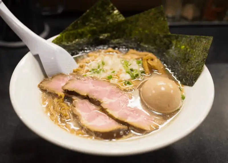 5 quán mì ramen tuyệt ngon bạn nhất định phải thử ở Tokyo, Nhật Bản 9 wanderlust tips 5 quan ramen tuyet ngon ban nhat dinh phai thu o tokyo 3